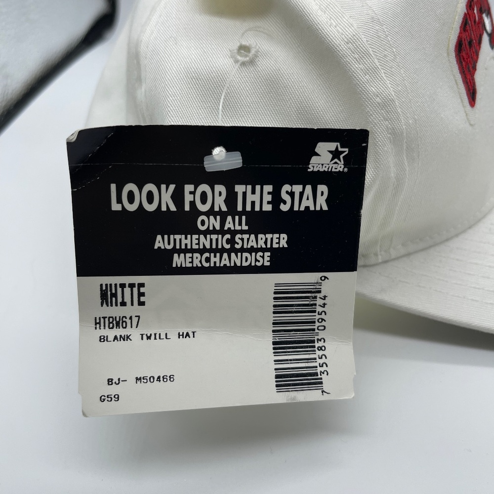Chicago Bulls "Greatest Team Ever" 1996 Cap - NWT - Picture 2 of 3